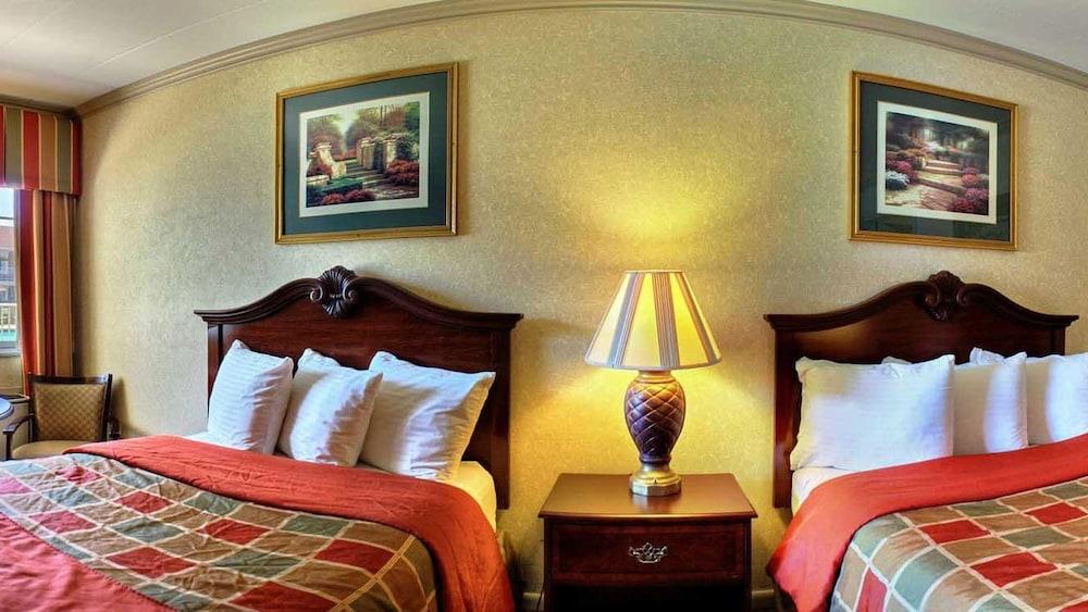 Days Inn & Suites By Wyndham Roseville/Detroit Area Εξωτερικό φωτογραφία